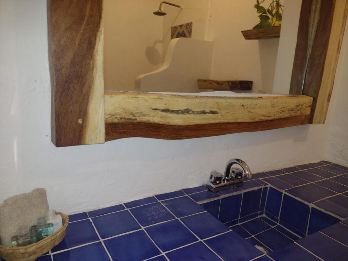 Mio Tulum Hotel Boutique 外观 照片 Bathroom in a hotel in Oaxaca, Mexico