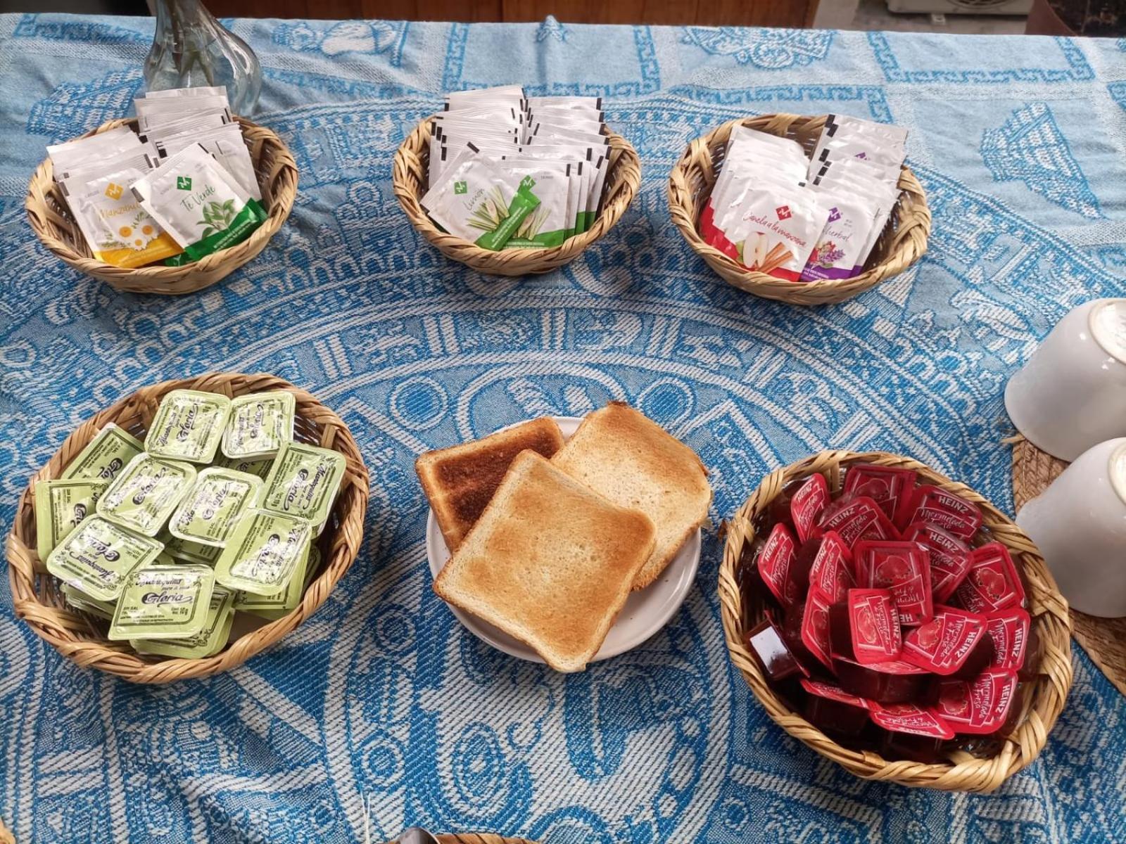 Mio Tulum Hotel Boutique 外观 照片 A selection of jams and spreads